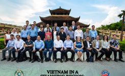Vietname workshop group photo
